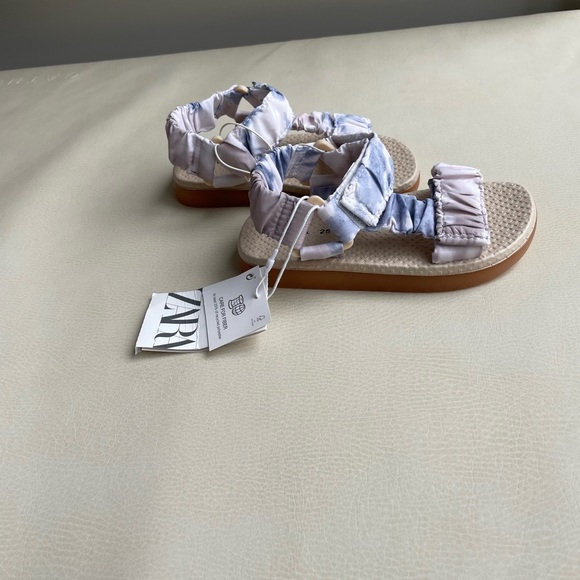 Zara Kids Sandals US 9 - Picture 12 of 16